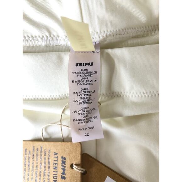 SKIMS Signature Swim Shorts Mid Waist Marble White NWT Size 4X - Picture 8 of 10